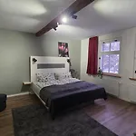 Ferien Im Gartenrausch - Goenn Dir Eine Auszeit Im Herzen Von Appartement Wörlitz