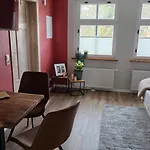 Ferien Im Gartenrausch - Goenn Dir Eine Auszeit Im Herzen Von Appartement Wörlitz