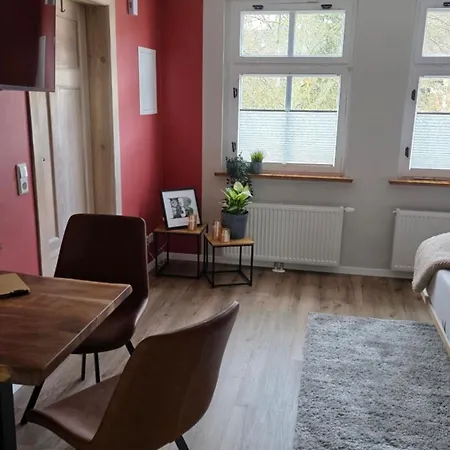 Ferien Im Gartenrausch - Goenn Dir Eine Auszeit Im Herzen Von Apartment Woerlitz